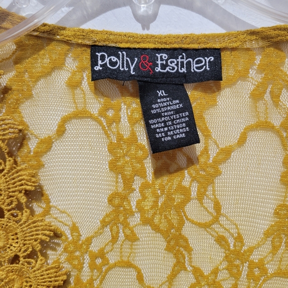 Golden Lace Kimono - Picture 5 of 11